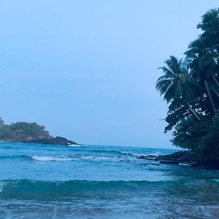 Surf Villa Hiriketiya Matara Extérieur photo