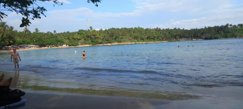 Surf Villa Hiriketiya Matara Extérieur photo