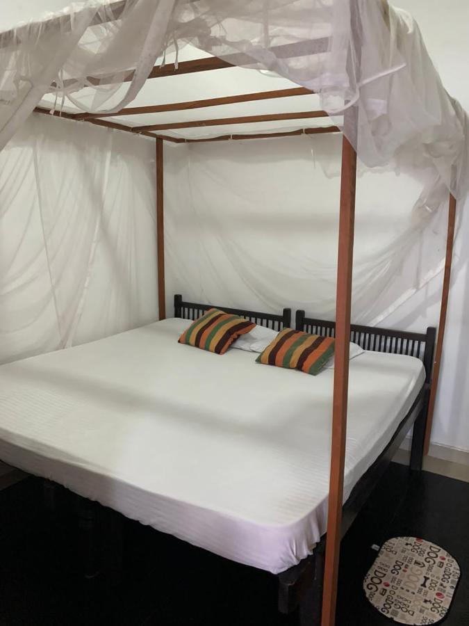 Surf Villa Hiriketiya Matara Extérieur photo